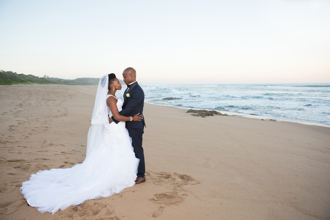 Durban wedding photographers, philile and Fika's wedding at the laughing forest.